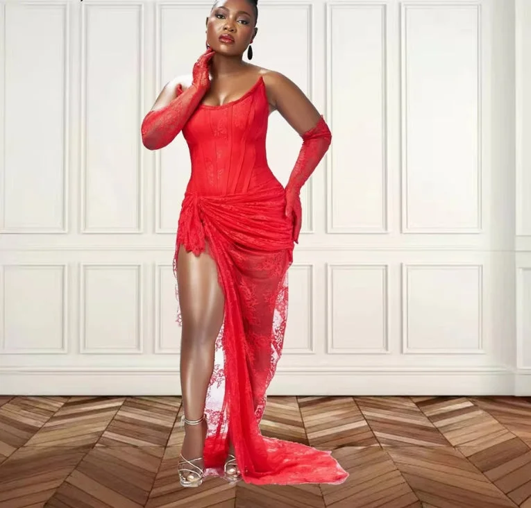 Vibrant Femme Fashion Red Strapless Pleats Long Prom Dresses For Black Girls Appliques Birthday Luxury Dress Split Gown Homecoming With Gloves