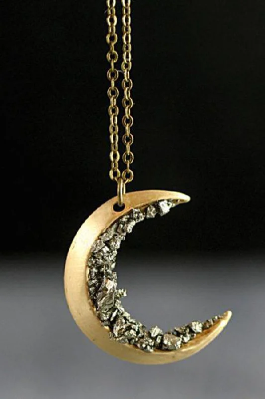 Hot Styles Vintage Moon-shaped Diamond Necklace