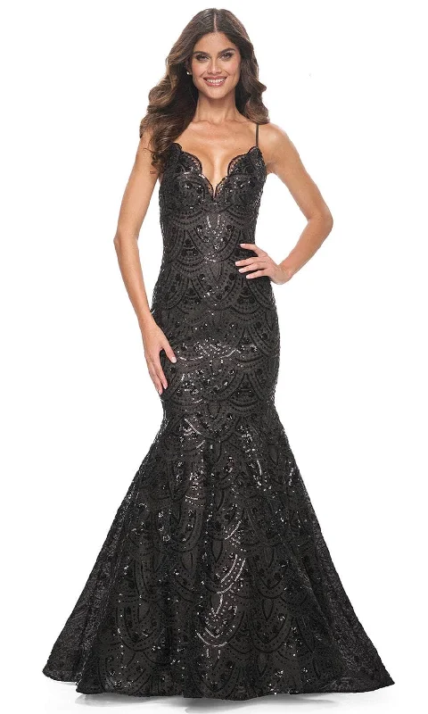 Trend Leading Collection La Femme 32118 - Sequin Sleeveless Prom Gown