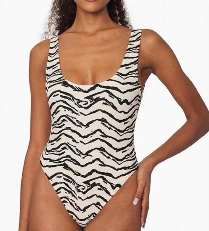 Elegant Fashion Scoop One Piece In Tiger