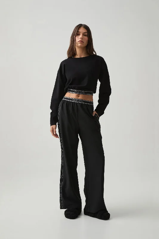 Gorgeous Glamour Collection Cropped Elastic Logo Crew