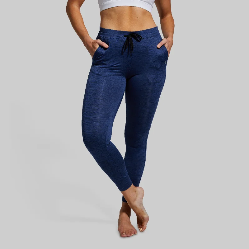 Versatile Wardrobe Essentials Women's Rest Day Athleisure Jogger (Navy)