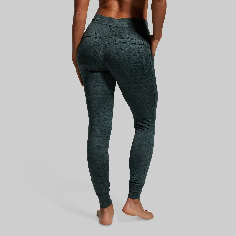 Chic Trends Unveiled Women's Rest Day Athleisure Jogger (Evergreen)