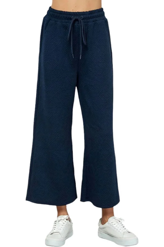 Women's Clothing Sale Online Textured Soft Cropped Wide Pants In Navy