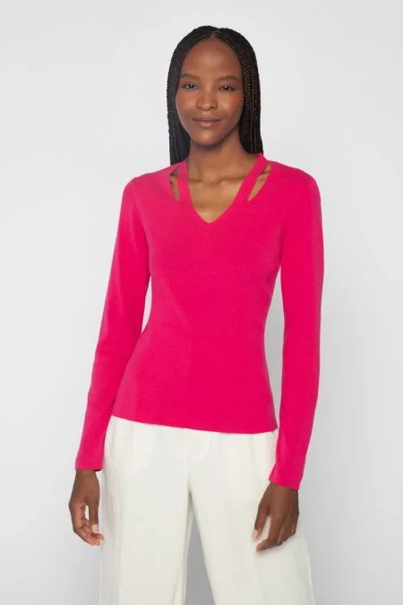 Quality Wear Kinross Cashmere Cutout Vee