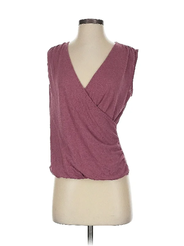 Minimalist Style Sleeveless Blouse