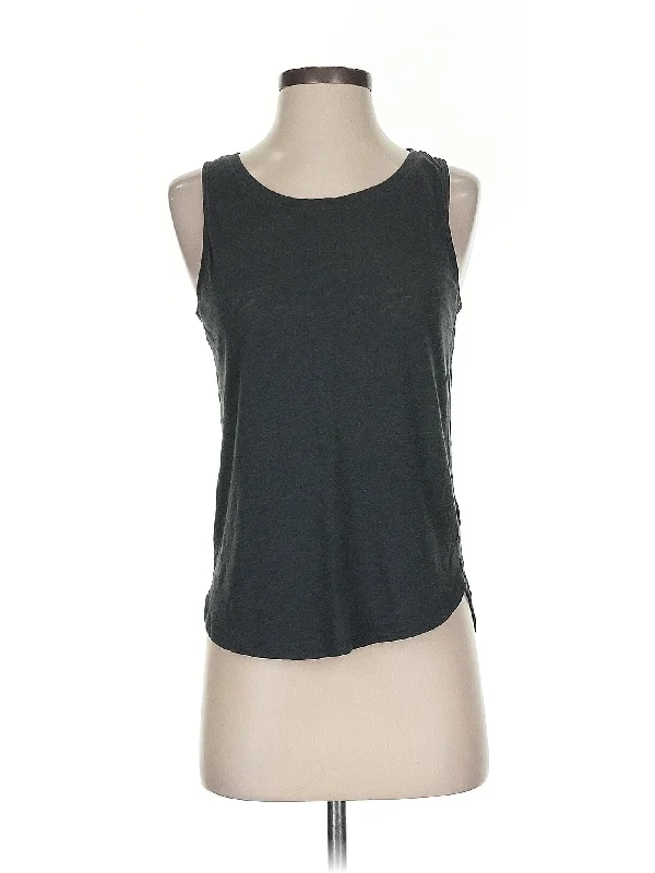 Chic Trends For The Fashion Savvy Sleeveless T Shirt