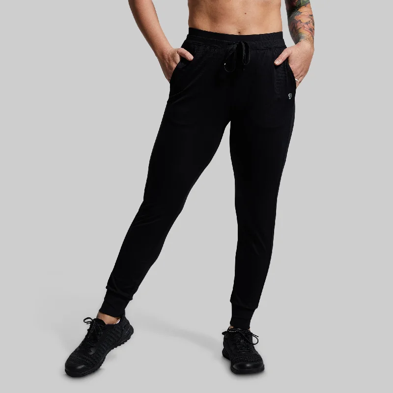 Unleash Your Trendy Side Women's Recovery Jogger (Black)