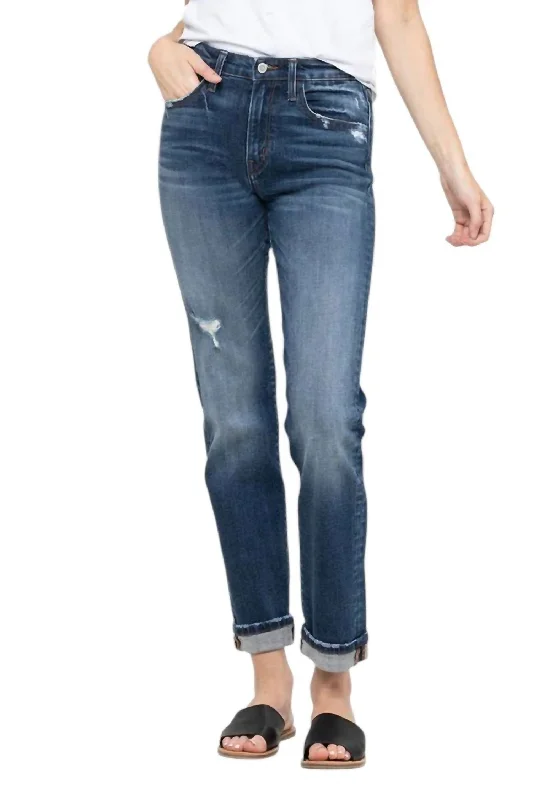 Style Streetwear Cuffed Stretch Boyfriend Jeans In Medium Wash