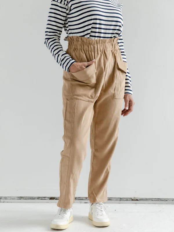 Women’s Clothes for All-Day Comfort and Style Khaki Weekender Pant